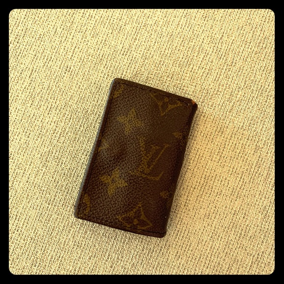 6 Ring Louis Vuitton Monogram key holder - Picture 1 of 8
